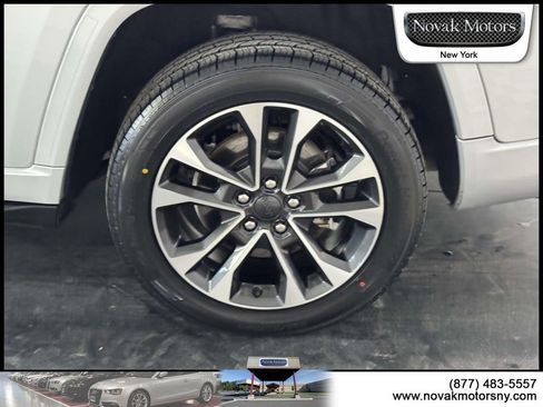 Used 2021 Jeep Grand Cherokee L Overland image 8