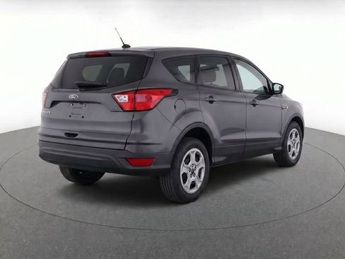 Used 2019 Ford Escape S FWD image 4