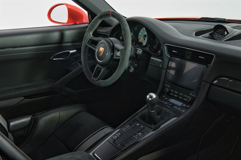 Used 2018 Porsche 911 GT3 w/ Sport Chrono Package RWD image 38