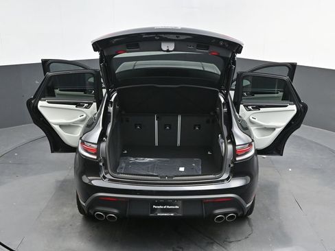 New 2025 Porsche Macan S image 47