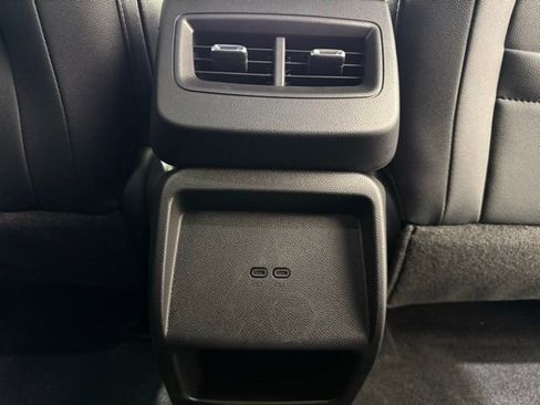 New 2026 Chevrolet Equinox EV LT image 25