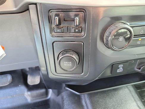 Used 2022 Ford F150 XL w/ Equipment Group 101A High image 21