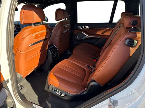 New 2026 BMW X7 M60i AWD/4WD image 10