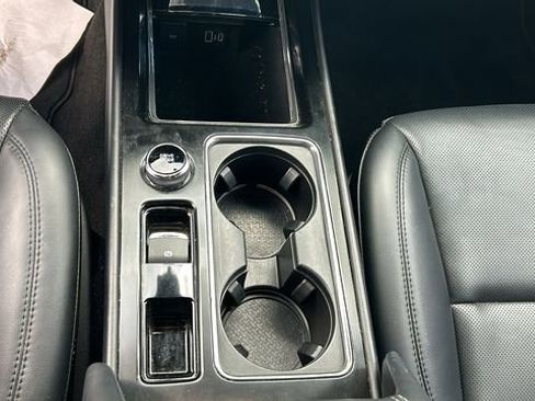 Used 2022 Lincoln Corsair FWD w/ Equipment Group 101A image 22