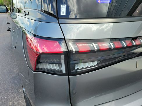 New 2026 INFINITI QX80 Autograph w/ Premium Cargo Package image 10