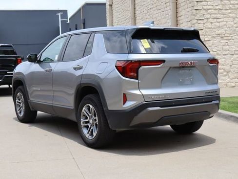 Used 2026 GMC Terrain Elevation FWD image 3