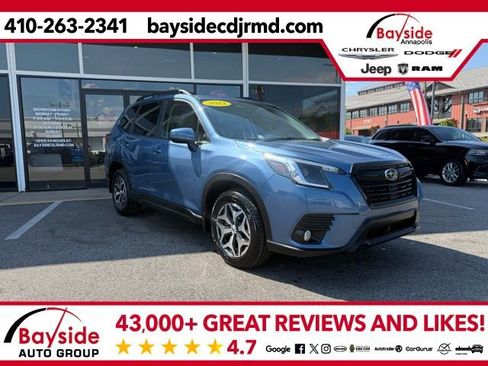 Used 2023 Subaru Forester Premium AWD/4WD image 1