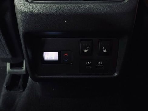 Used 2023 Nissan Rogue Platinum w/ Platinum Premium Package image 21