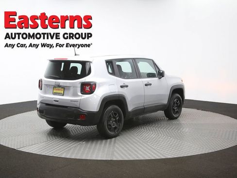Used 2021 Jeep Renegade Sport image 39