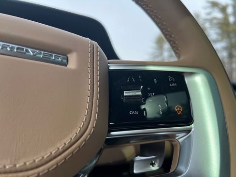 New 2026 Land Rover Range Rover SE image 12