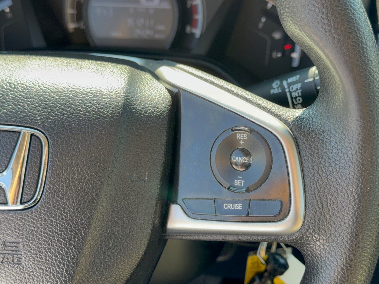 Used 2018 Honda CR-V LX image 19