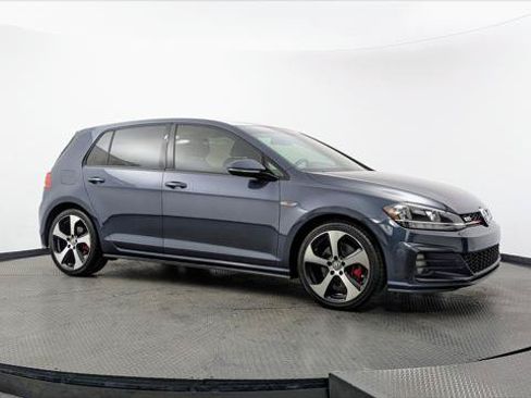 Used 2018 Volkswagen GTI S FWD image 11