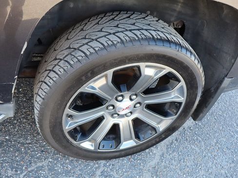Used 2015 GMC Yukon Denali AWD/4WD image 18