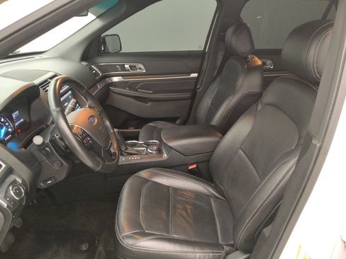 Used 2016 Ford Explorer Limited w/ Equipment Group 301A AWD/4WD image 17