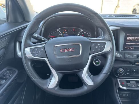 Used 2022 GMC Terrain SLE image 22