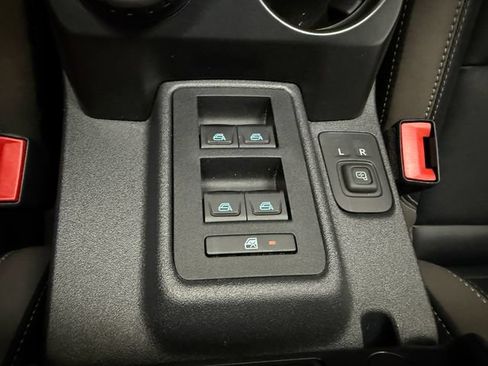 Used 2025 Ford Bronco Outer Banks AWD/4WD image 23
