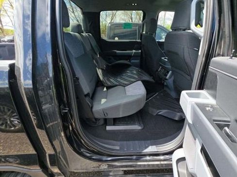 Used 2023 Ford F250 XLT w/ XLT Premium Package AWD/4WD image 7