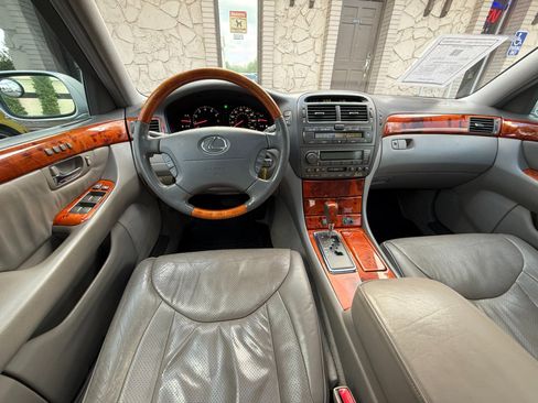 Used 2003 Lexus LS 430 RWD image 52