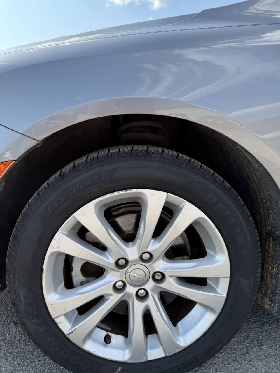 Used 2016 Chrysler 200 Limited FWD image 14