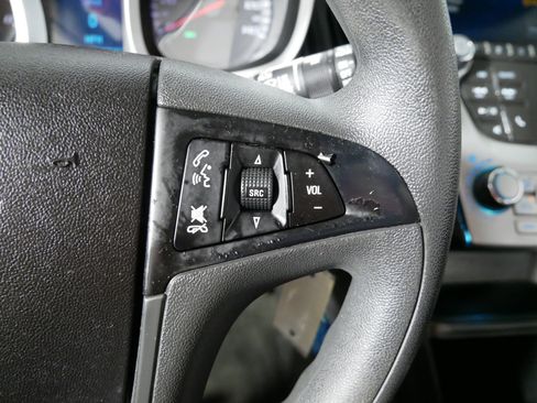 Used 2017 Chevrolet Equinox LS AWD/4WD image 28
