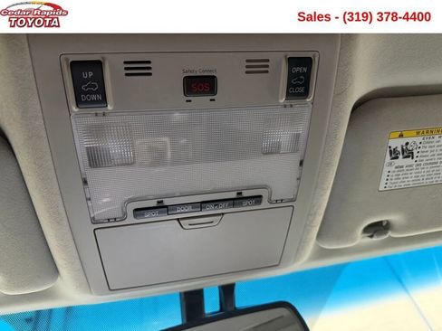 Used 2014 Toyota Land Cruiser image 19