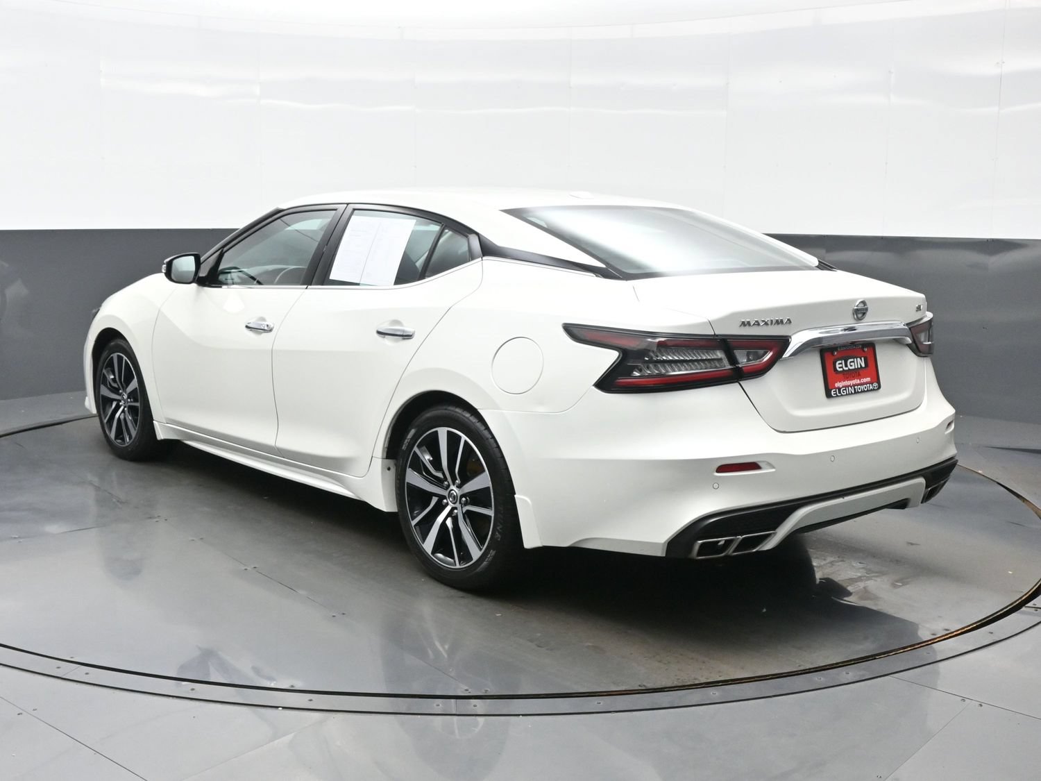 Used 2021 Nissan Maxima 3.5 SV w/ Floor Mat Group FWD image 4