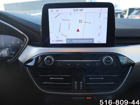 Used 2020 Ford Escape SEL image 17