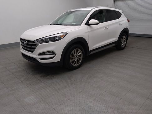 Used 2018 Hyundai Tucson SEL image 2