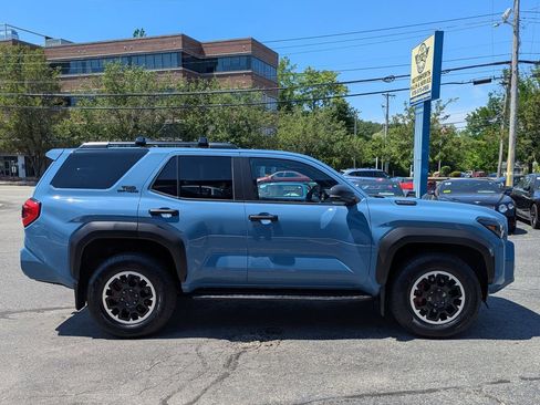 Used 2025 Toyota 4Runner TRD Off-Road AWD/4WD image 6