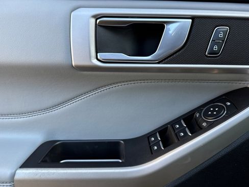 Certified 2023 Ford Explorer XLT w/ Equipment Group 202A image 12