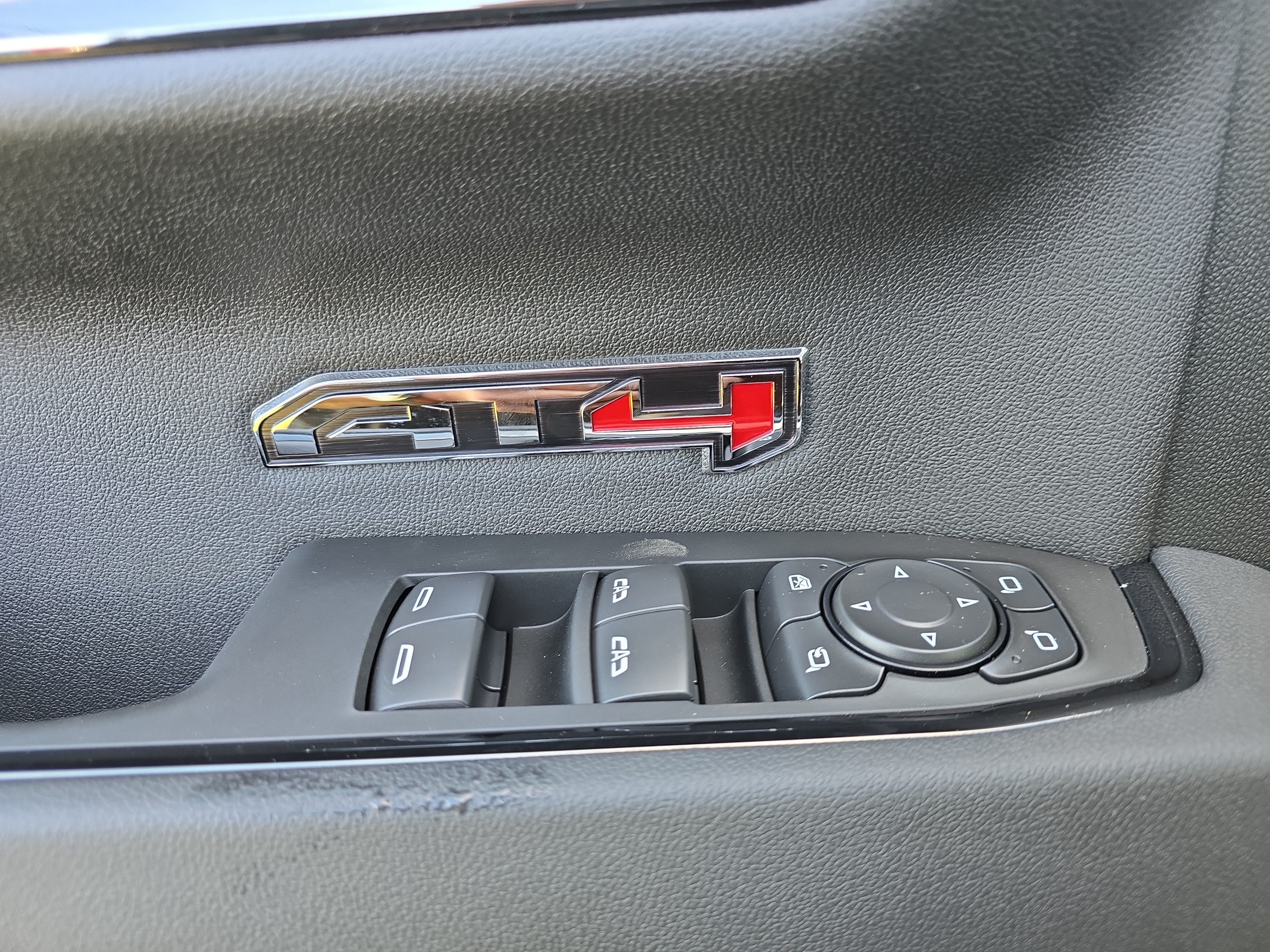 New 2026 GMC Sierra 1500 AT4 w/ AT4 Premium Package AWD/4WD image 34