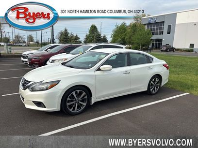 Used 2016 Nissan Altima 2.5 SR w/ LED Appearance Package