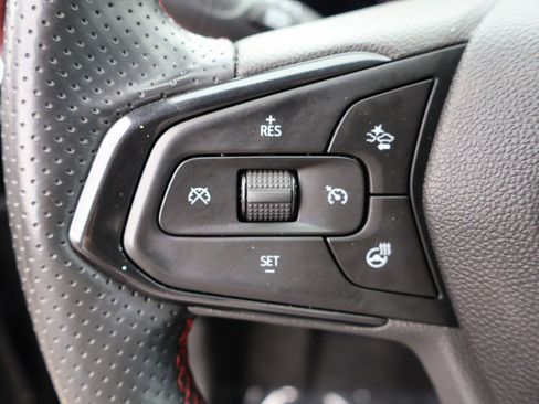 Used 2024 Chevrolet Trax RS w/ Sunroof Package image 48