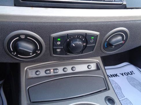 Used 2003 BMW Z4 2.5i image 20
