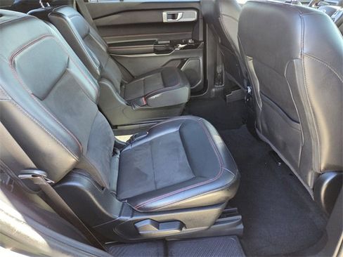 Used 2022 Ford Explorer ST-Line image 14