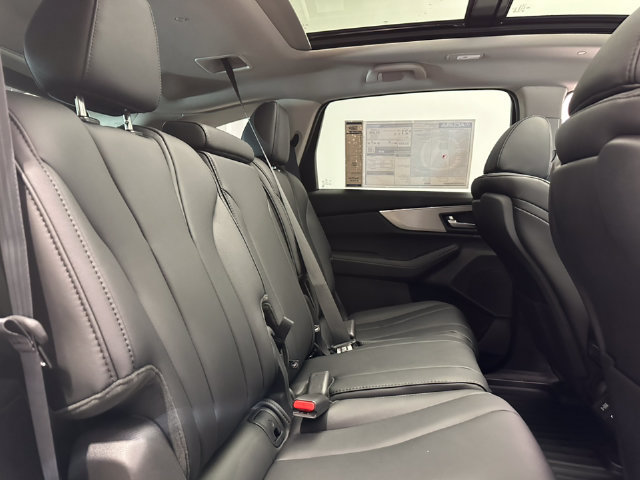Used 2024 Acura MDX SH-AWD image 10