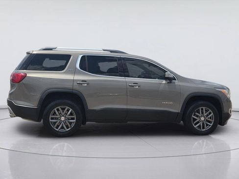 Used 2019 GMC Acadia SLT FWD image 4