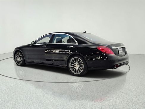 Used 2015 Mercedes-Benz S 550 Sedan image 7