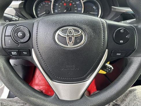 Used 2016 Toyota Corolla LE image 39