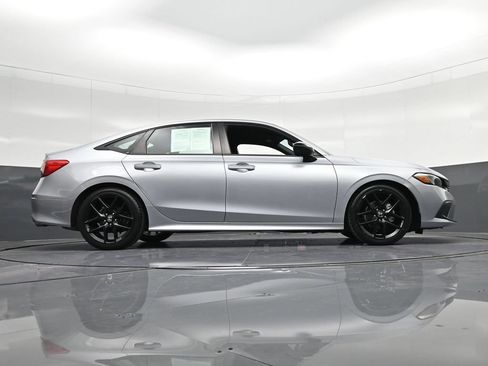 Used 2023 Honda Civic Sport image 30