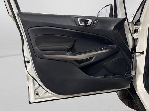 Used 2019 Ford EcoSport SE image 15