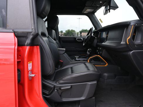Used 2024 Ford Bronco Badlands AWD/4WD image 25