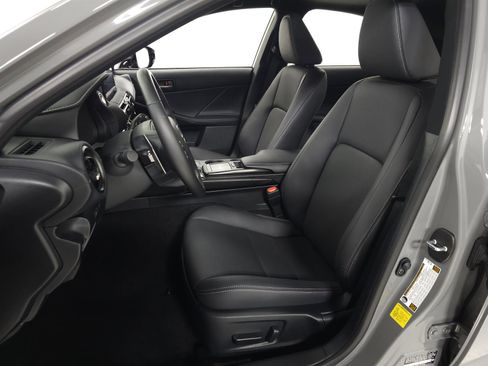 Used 2025 Lexus IS 350 F Sport w/ Navigation Package image 16