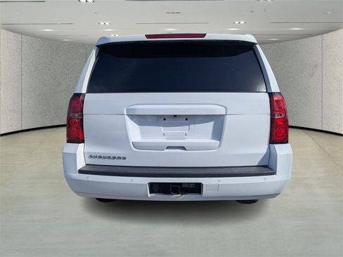Used 2020 Chevrolet Suburban LS image 4