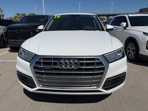 Used 2019 Audi Q5 2.0T Premium AWD/4WD image 5