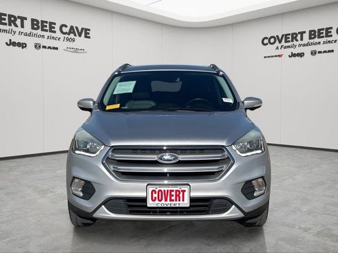 Used 2017 Ford Escape Titanium image 2
