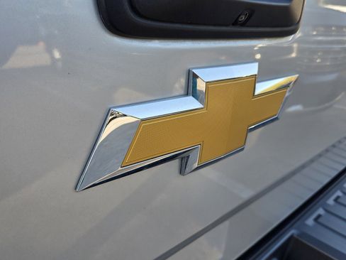 Used 2018 Chevrolet Silverado 1500 LT w/ All Star Edition RWD image 4