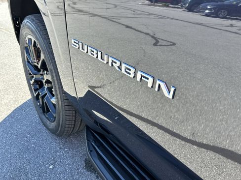 New 2026 Chevrolet Suburban High Country w/ Sun And Tow Package AWD/4WD image 11