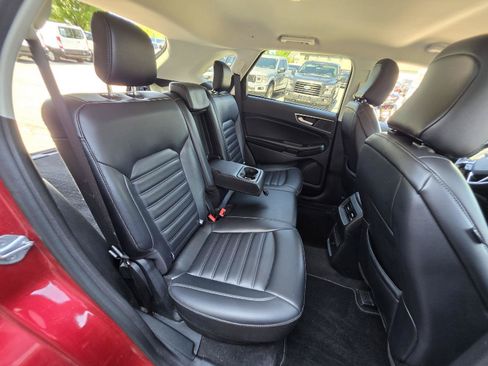 Used 2024 Ford Edge SEL AWD/4WD image 17