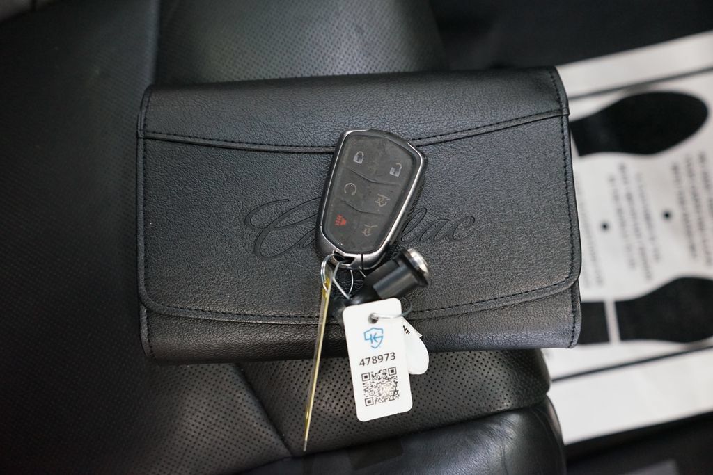 Used 2018 Cadillac Escalade Luxury AWD/4WD image 66